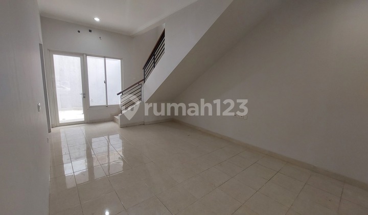 Dijual Cepat Rumah 2lantai 7x17 Cluster Canary Summarecon Serpong 2