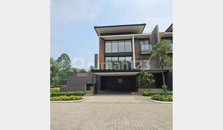 Dijual Rumah Mewah 3 Lt 12x23 Siap Huni Cluster NavaPark Bsd Dijual Rumah Mewah 3 Lt 12x23 Siap Huni Cluster NavaPark Bsd