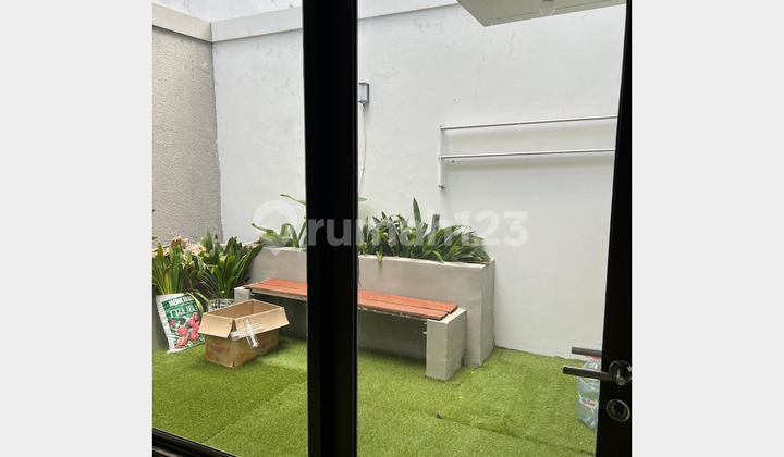 Dijual Rumah 2 Lt 7x18 Siap Huni Cluster Newton Serpong 2