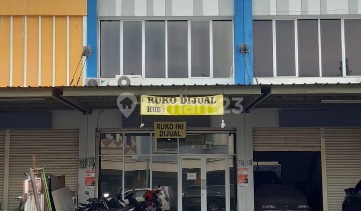 Nice Shop House 5 x 21 Bavaria Gading Serpong Busy Location