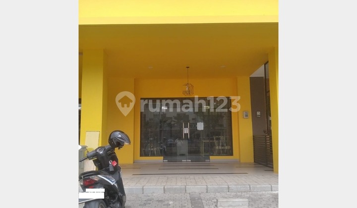 For Sale 3-Storey Shop House 5x16 Ready to Use in Melody 2 Symphonia Serpong