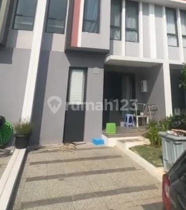Dijual Cepat Rumah 2 Lantai 5X12 Cluster Baroni Summarecon Serpong Gading Serpong 2