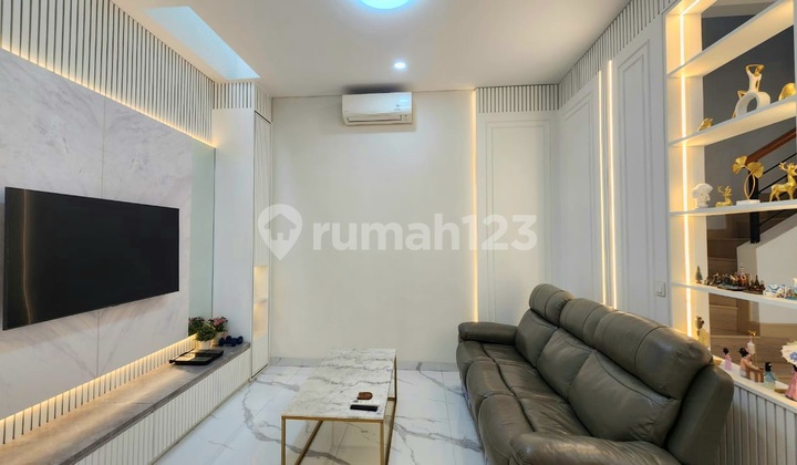 Dijual Rumah 7x18 Semi Furnished Cluster Chrysocolla Serpong