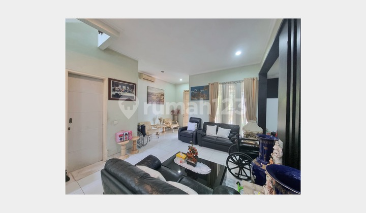 For Sale 2-Story House 8x18 Semi Furnished Topaz Cluster PHG Serpong