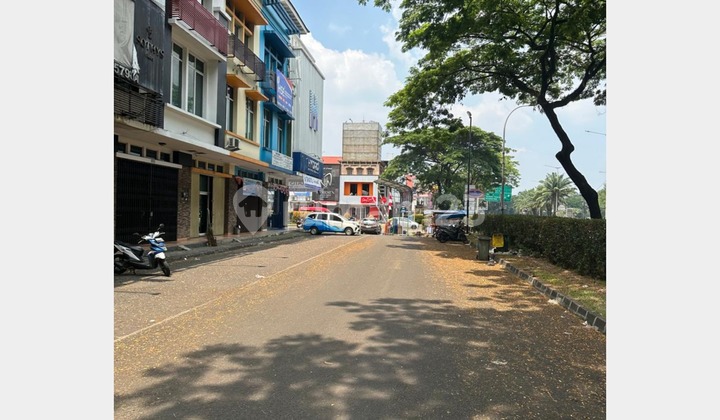 Dijual Ruko 3 Lt 5x13,5 Siap Pakai Hadap Jalan Raya Utama Bsd