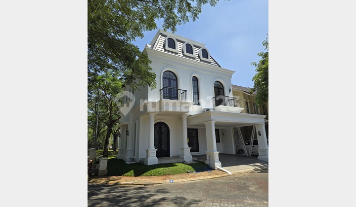 Dijual Rumah 3 Lt 123M2 Hook Semi Furnished Cluster Vanya Park Bsd