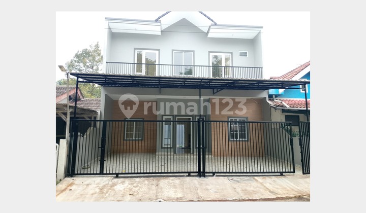 For Sale 2-Story House 9X18 Ready to Occupied in Griya Loka Sector 1.1 BSD For Sale 2-Story House 9X18 Ready to Occupied in Griya Loka Sector 1.1 BSD