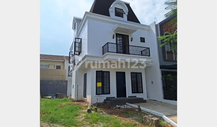 For Sale 3-Storey House 8X16 Ready to Occupancy Cluster The Icon BSD City 2