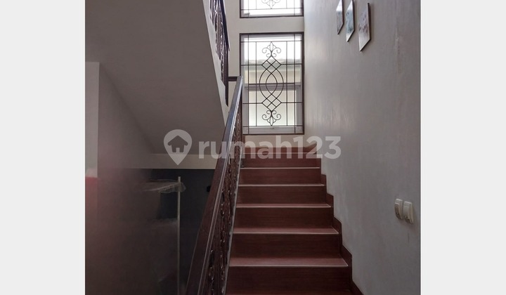 Dijual Rumah Semi Furnished Siap Huni Cluster Oleaster Serpong 2