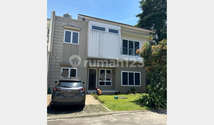 Dijual Rumah 2 Lt Semi Furnished Hook Cluster Hylands Bsd
