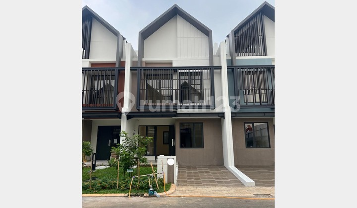 For Sale 2-Story House 6x12 Ready to Occupy Leonora Symphony Cluster