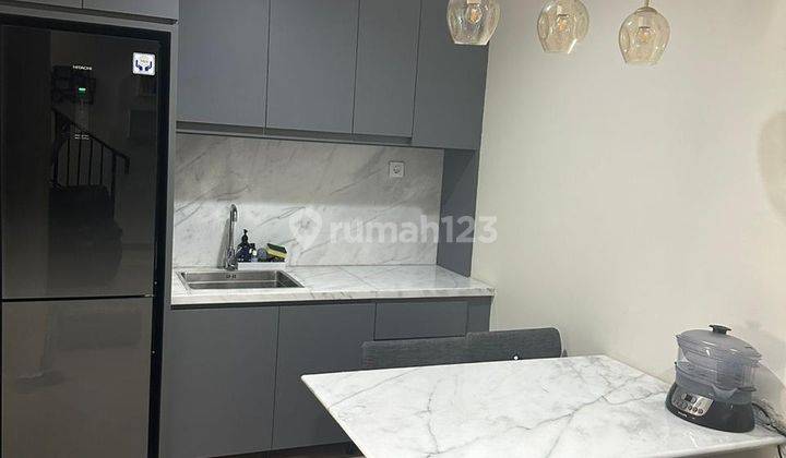 dapur dijual rumah 2 lantai 7x12