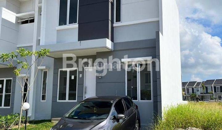 rumah cantik minimalis 2 lantai siap Huni 1