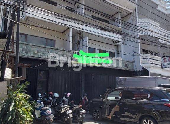 3 STOREY SHOPHOUSE STRATEGIC LOCATION 1