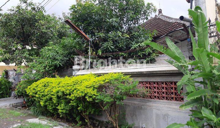 STRATEGIC 2-STOREY COMFORTABLE HOUSE ON BEDAHULU STREET, DENPASAR 1