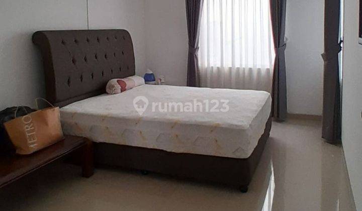 Rumah Minimalis 2 Lantai Rapi Siap Huni Di Kota Wisata  2