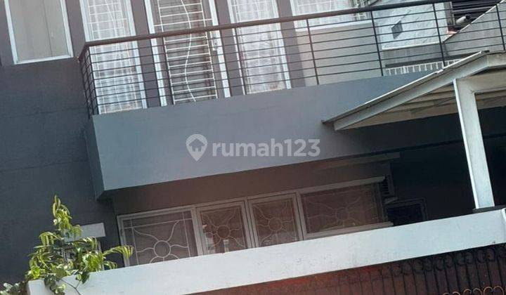 Rumah 2 Lantai Siap Huni Dekat Sekolah Di Legenda Wisata  2