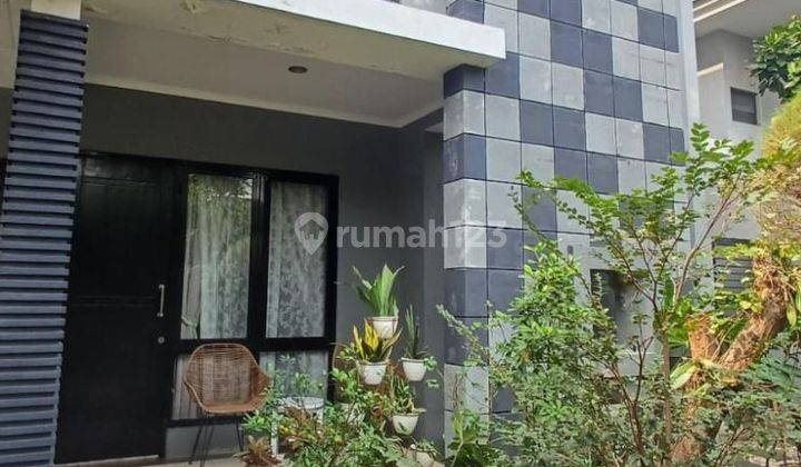 Rumah 2 Lantai Di Kota Wisata Dekat Mall Living World 1