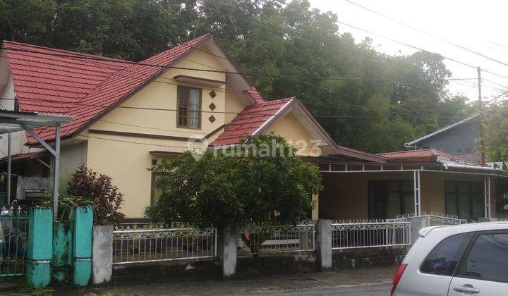 RUMAH TENGAH KOTA BESAR 1