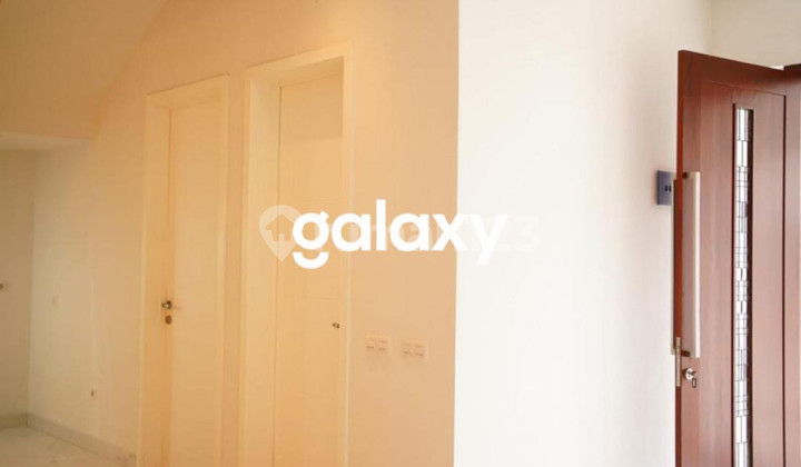 Selling New Fully Renovated Grand Harvest House 2