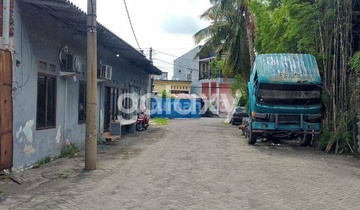 Tanah + kantor + Gudang dijual strategis nol jalan daerah berbek brigjen katamso 2