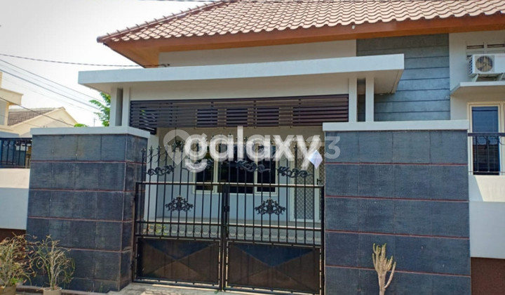 JUAL RUMAH BAGUS TENGAH KOTA PASURUAN (HOOK) BARU RENOVASI 2
