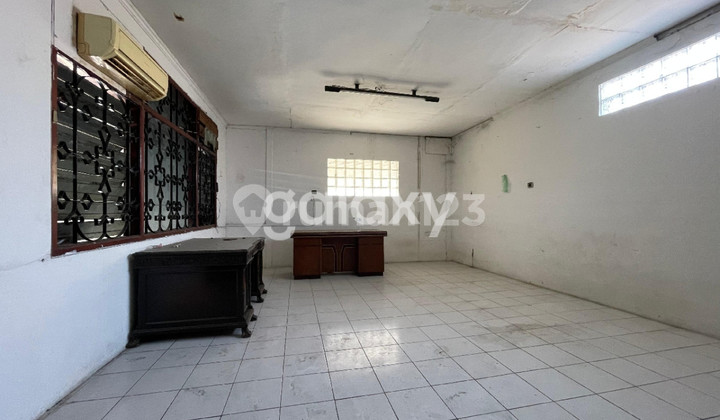 For Rent: 1,250 m² Warehouse in Margomulyo Indah, West Surabaya, Large truck access.