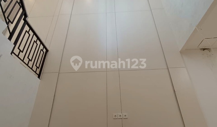 Modern Minimalist Luxury House in Cengkareng, West Jakarta 2