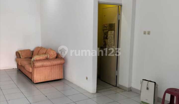 2-Story Shophouse Strategically Located at Citra 2 Extension, Cengkareng, West Jakarta 2