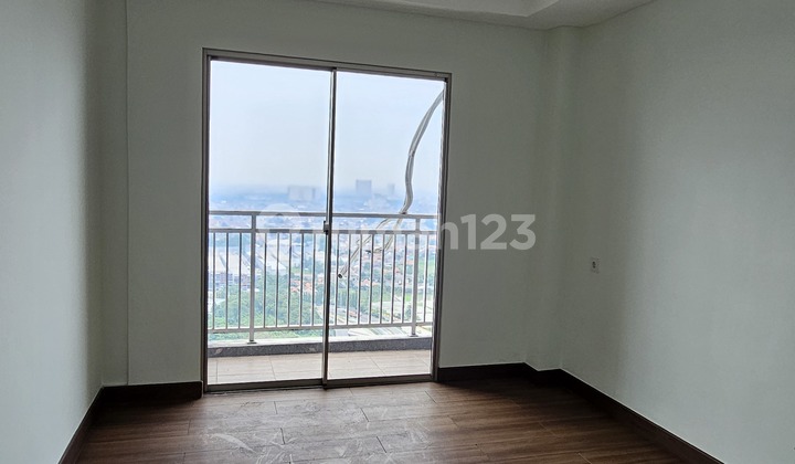 Ready-to-Occupy Corner Apartment Springwood Residence Tangerang 2