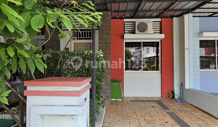 Rumah 2 Lantai Lokasi Strategis Lingkungan Nyaman Rumah 2 Lantai Lokasi Strategis Lingkungan Nyaman