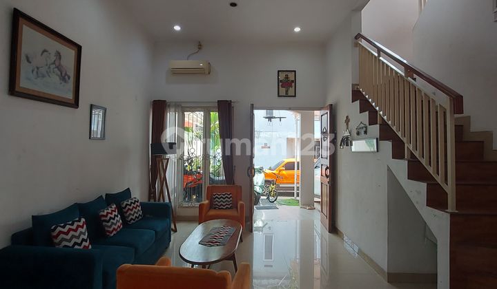 For Sale Rumah 2,5 Lantai Dalam Town House Bintaro Area 2