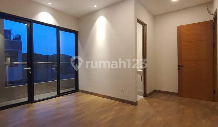 For Sale Perdatam Pancoran Komplek Brand New House Modern Luxury House Best View City Rooftop - Jakarta Selatan 2