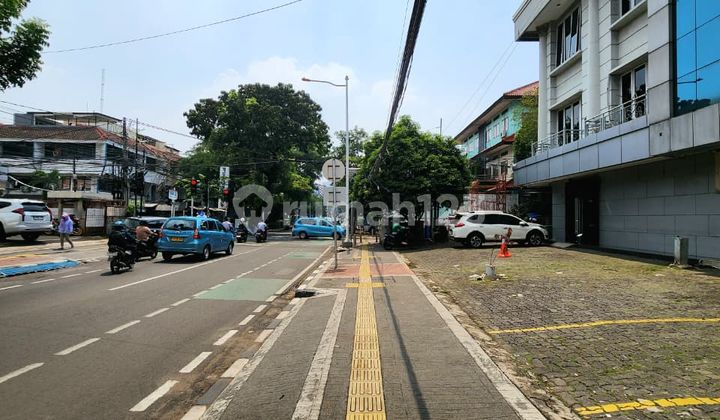 JUAL CEPAT RUKO 3,5 LANTAI Kondisi siap pakai Posisi di hook dilokasi yang sangat strategis Di Tebet Raya JUAL CEPAT RUKO 3,5 LANTAI Kondisi siap pakai Posisi di hook dilokasi yang sangat strategis Di Tebet Raya