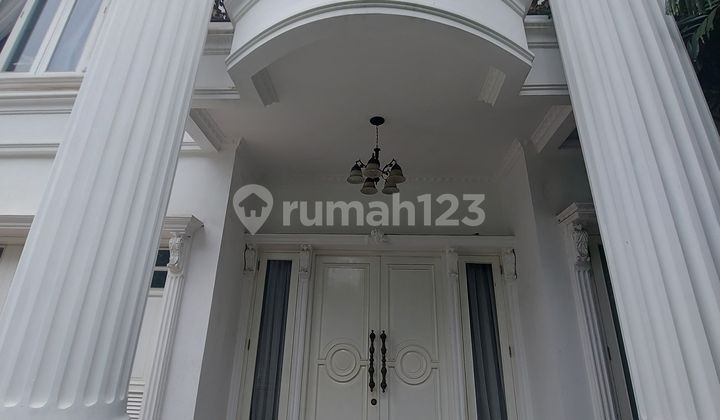 For Sale Rumah Mewah Desain Klasik Siap Huni Area Tebet Jakarta Selatan For Sale Rumah Mewah Desain Klasik Siap Huni Area Tebet Jakarta Selatan