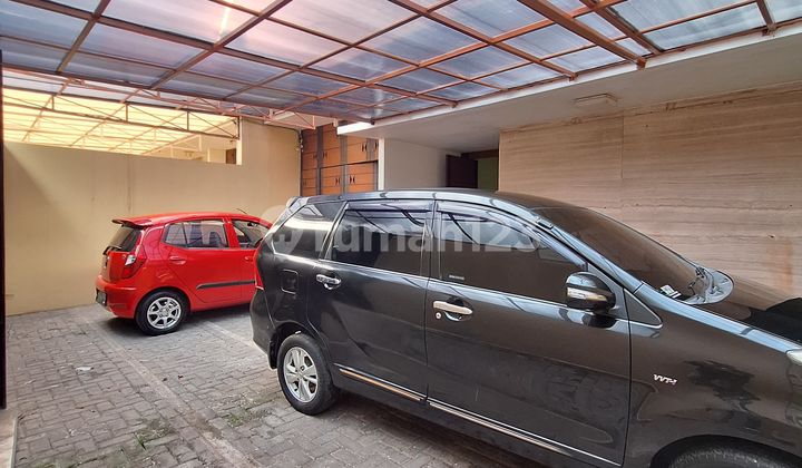 Rumah Modern Minimalis 2 Lantai With Private Pool di Lebak Bulus Dekat ke MRT 2