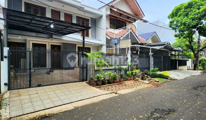 Rumah 2 Lantai Siap Huni Full Furnish Dalam Komplek di Pondok Indah Lingkungan Nyaman