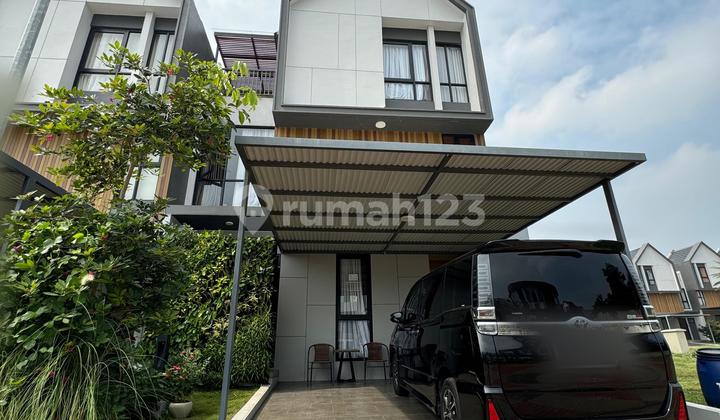 Dijual Rumah Baru 3lantai. Bagus. Fully Furnished, Lokasi Strategis, Hook, Dekat Pintu Tol, Dekat Sekolah, Dekat Pusat Perbelanjaan, Lokasi Strategis, Cluster Baru, Negotiable! 2