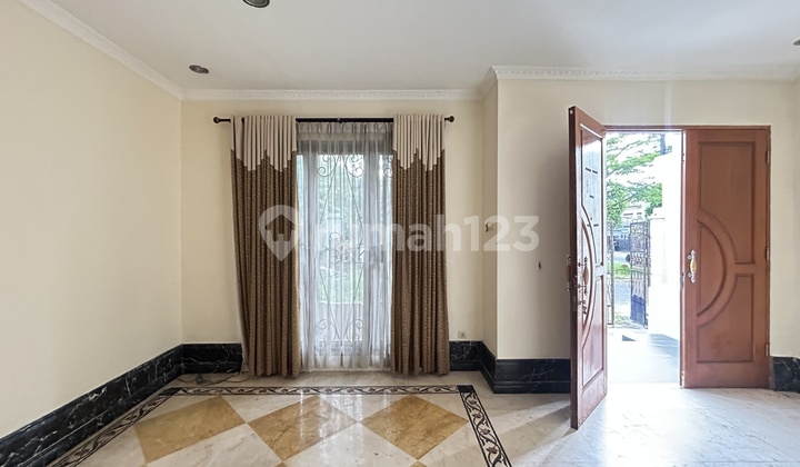 For Rent: Luxury Unfurnished House 300/400 Land Area, 5+2 Bedrooms and Living Rooms (Minimum Lease 2 Years), Sturdy Construction, Spacious, Clean, Tidy, Ready to Occupy, Flood-Free, Strategic Location, at Raffles Hills Cibubur, a Nice House at Trans Studio Mall Cibubur, Jl. Alternatif Cibubur No.230A, Ha For Rent: Luxury Unfurnished House 300/400 Land Area, 5+2 Bedrooms and Living Rooms (Minimum Lease 2 Years), Sturdy Construction, Spacious, Clean, Tidy, Ready to Occupy, Flood-Free, Strategic Location, at Raffles Hills Cibubur, a Nice House at Trans Studio Mall Cibubur, Jl. Alternatif Cibubur No.230A, Ha