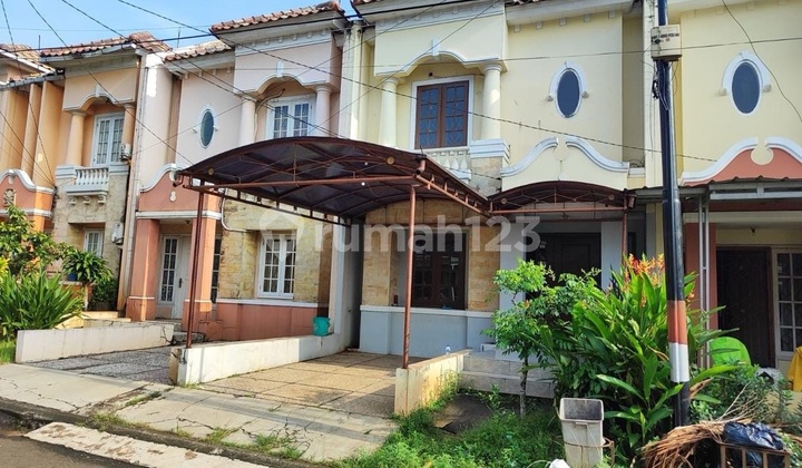 Disewakan Rumah Minimalis 2lantai 2kt, Unfurnished, Siap Huni, Bebas Banjir, Lokasi Strategis, Di Raffles Hills Cibubur, Dekat Lrt, Tol Dan Pusat Perbelanjaan. Rumah SHM