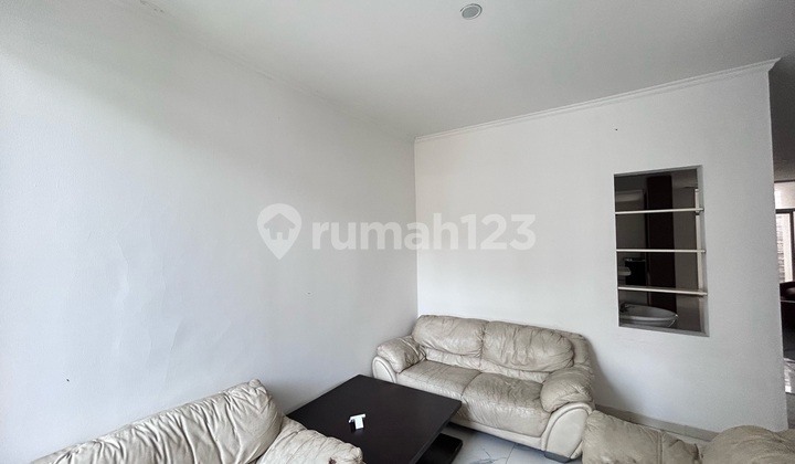 Dijual Rumah Lt.180 Di Raffles Hills Cibubur, Butuh Minim Renovasi, Shm, Cluster Depan, Lokasi Strategis Dekat Tol, Lrt, Dan Pusat Perbelanjaan, Negotiable! Rumah Butuh Minim Renovasi SHM di Trans Studio Mall Cibubur, Jl. Alternatif Cibubur No.230A, Harja 2