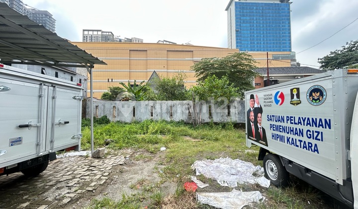 For Sale Plot 400m² 20x20 in DDN Cluster (next to Trans Studio Mall Cibubur) Highly Strategic Location, Plot / Land, Ready to Build, Suitable for House / Boarding House Business / Cafe / Restaurant. Land in DDN Cluster Cibubur, Jl. Danau Cibubur Asri No.162, Harja. For Sale Plot 400m² 20x20 in DDN Cluster (next to Trans Studio Mall Cibubur) Highly Strategic Location, Plot / Land, Ready to Build, Suitable for House / Boarding House Business / Cafe / Restaurant. Land in DDN Cluster Cibubur, Jl. Danau Cibubur Asri No.162, Harja.