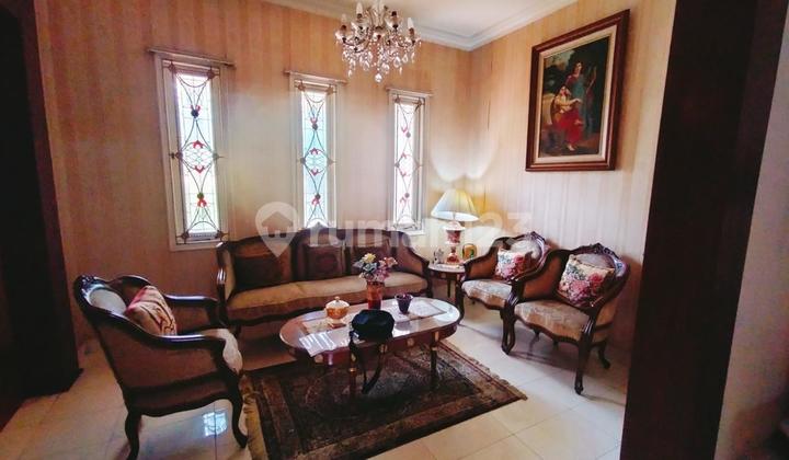 Hot‼️ Dijual Rumah Mewah Di Boulevard Raffles Hills Lt.300/450, Shm, Butuh Minim Renovasi, Lokasi Strategis, Bebas Banjir, Lingkungan Aman Nyaman Dan Asri.. Di Raffles Hills Cibubur. 2