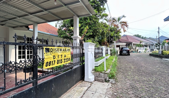 Disewakan Rumah 3+1kt, Lt.270, Lokasi Strategis Siap Huni Di Jalan Ahmad Yani 82, Tanah Sareal. Kota Bogor, Sudah Renovasi, Siap Huni, Atap Sudah Ganti Baja Ringan, Bebas Banjir. Rumah Shm Di Jl. Jenderal Ahmad Yani No. 82, Tanahsareal, Tanah Sereal, Kota 2