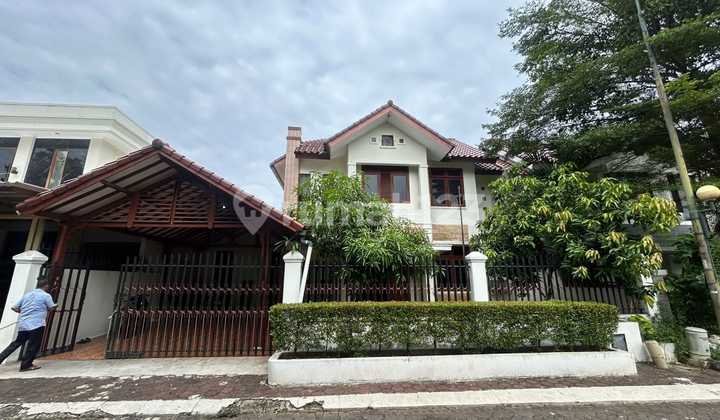 For Rent: House with 250m² land, 4+1 bedrooms, fully furnished or unfurnished, includes a fish pond and backyard, ready to occupy, newly renovated, strategic location, in Raffles Hills Cibubur, rental house in Cibubur. For Rent: House with 250m² land, 4+1 bedrooms, fully furnished or unfurnished, includes a fish pond and backyard, ready to occupy, newly renovated, strategic location, in Raffles Hills Cibubur, rental house in Cibubur.