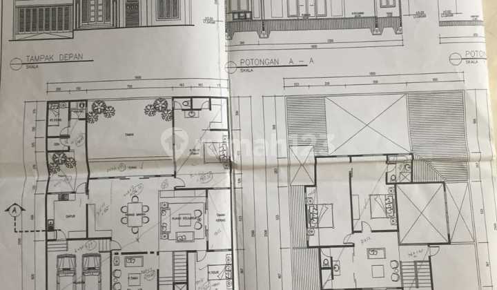 Dijual Rumah Mewah 2lantai Lt.400m2, 4kt Secondary, Siap Huni, Sudah Renovasi, Shm, Lokasi Strategis, Puri Sriwedari, Di Cibubur Jakarta Timur, Bebas Banjir, Negotiable! Rumah SHM di Cibubur 2