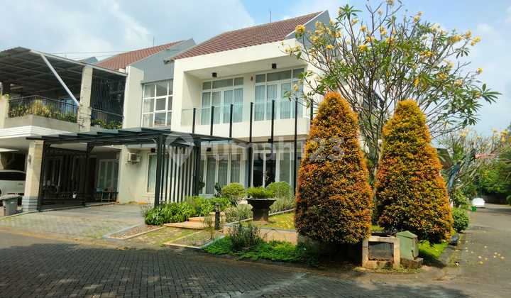 For Rent Luxury 4BR House, AC, Clean, Tidy, Flood-Free and Move-In Ready, Renovated, Exclusive Cluster in Raffles Hills Cibubur, Near Shophouses and Shopping Center, Near LRT, Near Toll.. For Rent Luxury 4BR House, AC, Clean, Tidy, Flood-Free and Move-In Ready, Renovated, Exclusive Cluster in Raffles Hills Cibubur, Near Shophouses and Shopping Center, Near LRT, Near Toll..