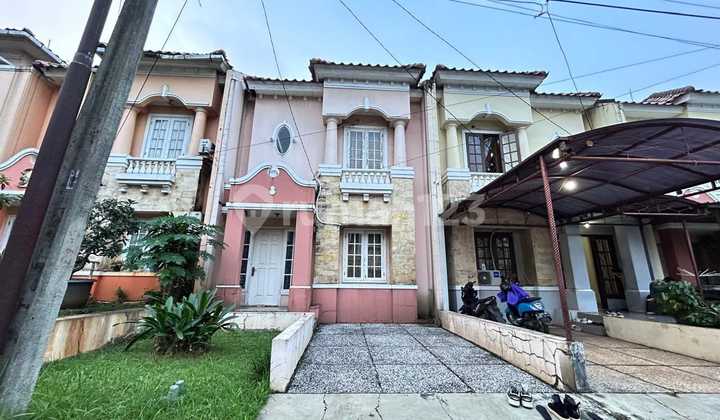 Disewakan Rumah Minimalis 2lantai 2kt, Unfurnished, Siap Huni, Bebas Banjir, Lokasi Strategis, Di Raffles Hills Cibubur, Dekat Lrt, Tol Dan Pusat Perbelanjaan. Rumah SHM 2