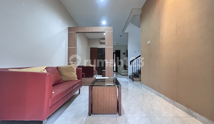 Dijual Cepat Rumah Mewah Lt.220 Cluster Baru Di Raffles Hills Cibubur, Semi Furnished, Hook, Siap Huni, Bebas Banjir, Lokasi Strategis Shm Rumah SHM di Trans Studio Mall Cibubur, Jl. Alternatif Cibubur, Harjamukti, Cimanggis, Kota Depok, Jawa Barat, Indon 2