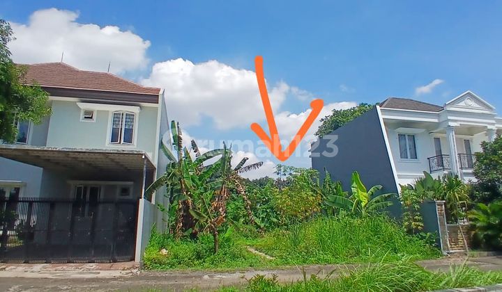 Dijual 1 Unit Tanah Kavling Siap Bangun.**Komp Dprd Cibubur.**Jakarta Timur.* Bebas Banjir.* Lokasi Strategis.* Tanah di Jl. Jambore, Cibubur, Kec. Ciracas, Kota Jakarta Timur, Daerah Khusus Ibukota Jakarta, Cibubur SHM 203.0 M²